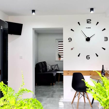 Apartament Przy Rondzie Kłodzko Buitenkant foto